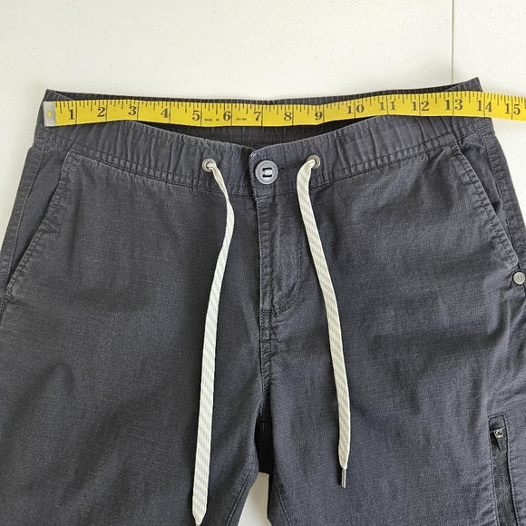 Vuori The Rise The Shine ripstop charcoal pants S - Picture 10 of 12